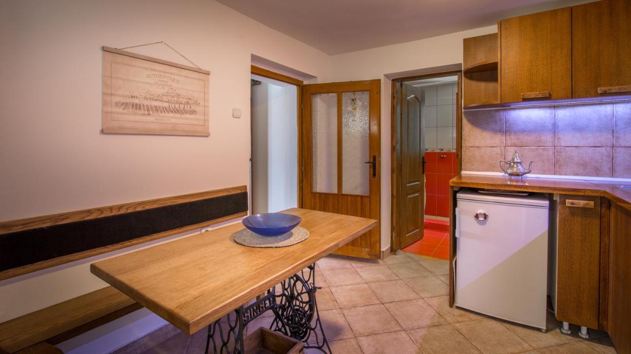 Vila Dunjarica Голубац Екстериор снимка